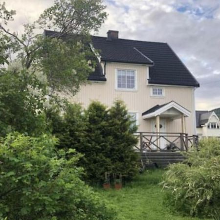 Apartamento Lys Og Sentral Leilighet Med Terrasse Og Hage Lillehammer Exterior foto